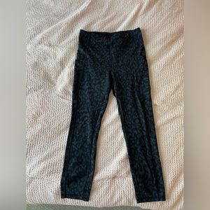 Lululemon invigorate leggings 23”